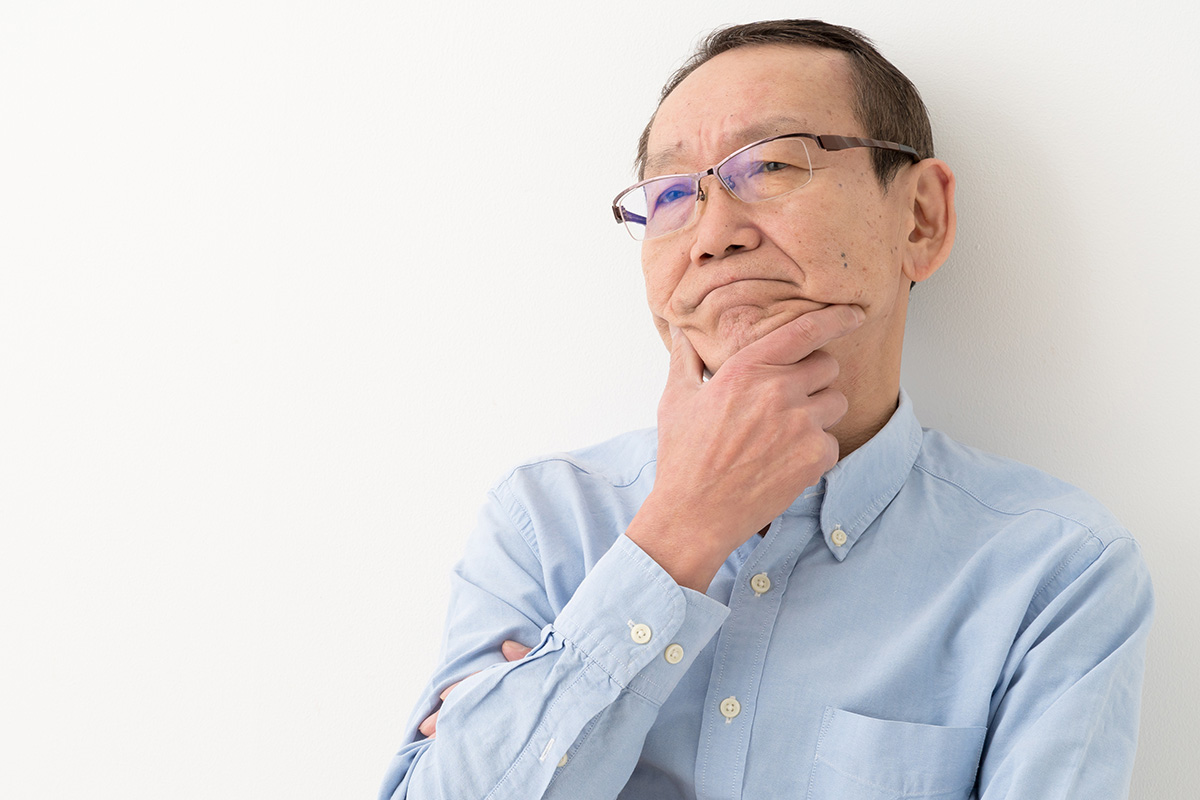 将来が不安だという高齢の父